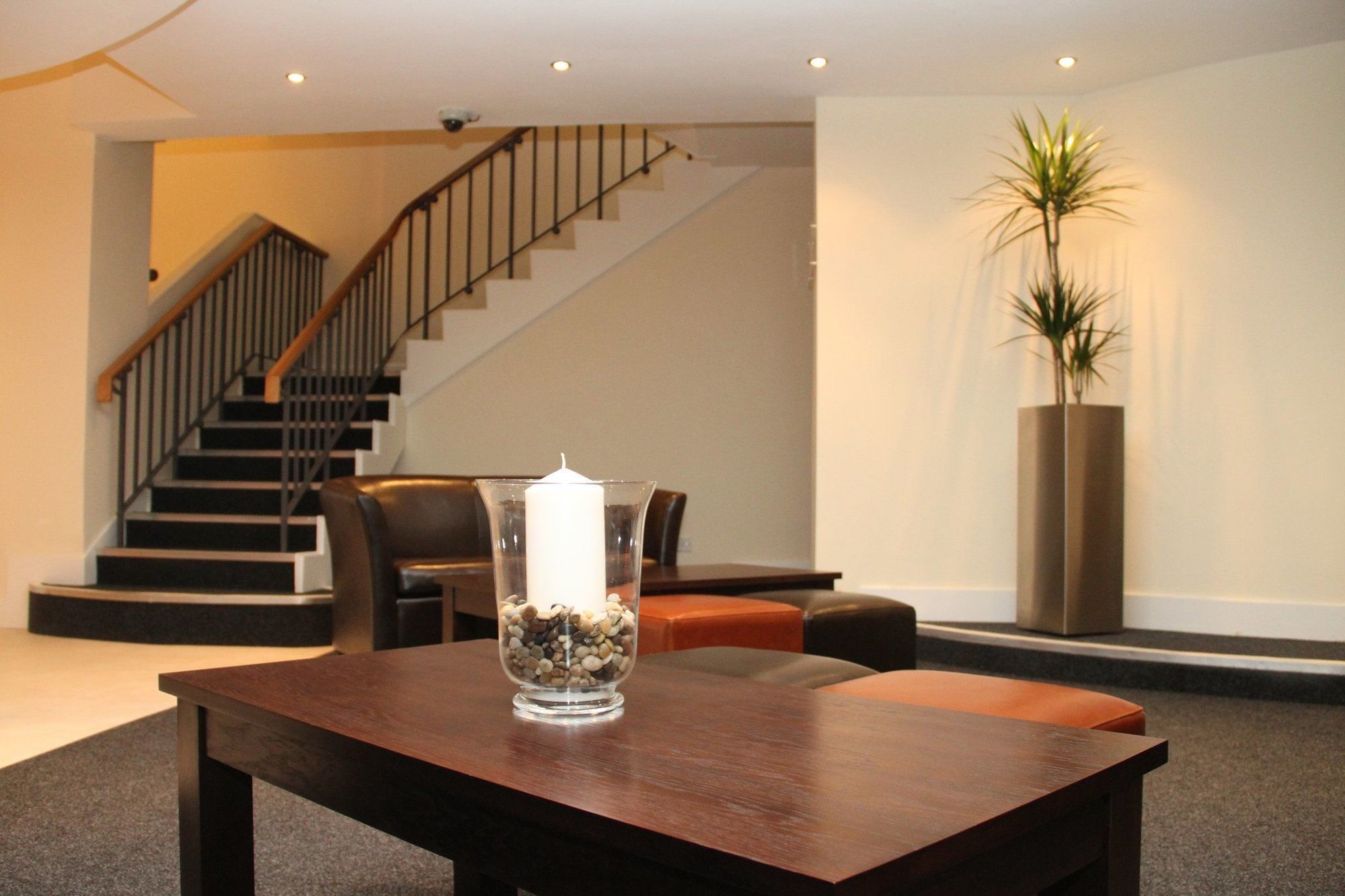 Oyo Lansdowne Hotel Croydon Interior photo